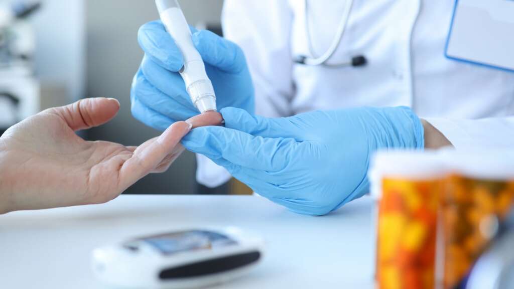 Diabetes – Symptoms, Treatments, HbA1C, Hypoglycemia & Prevention